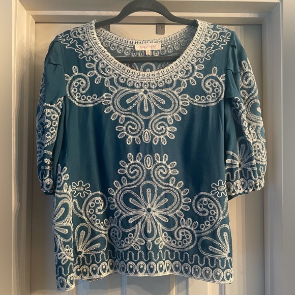Solitaire Embroidered Blouse size M - Picture 1 of 3